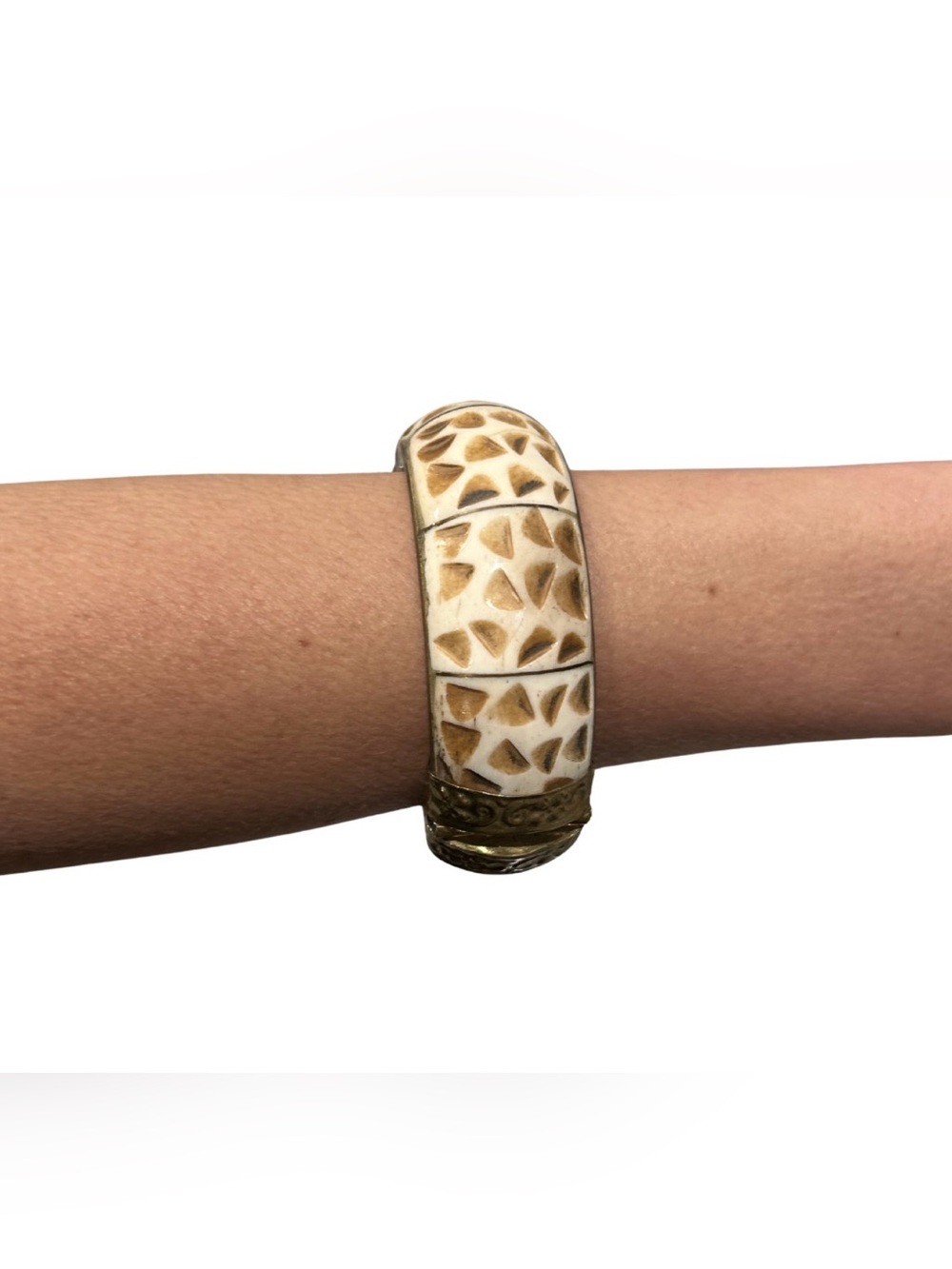 Vintage 1970s Boho Brass & Carved Bone Hinged Bangle Bracelet